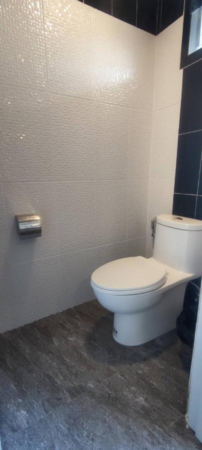 האד רין Medileaf Hostel מראה חיצוני תמונה