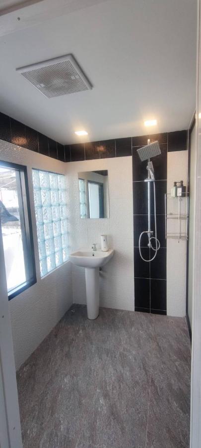 האד רין Medileaf Hostel מראה חיצוני תמונה
