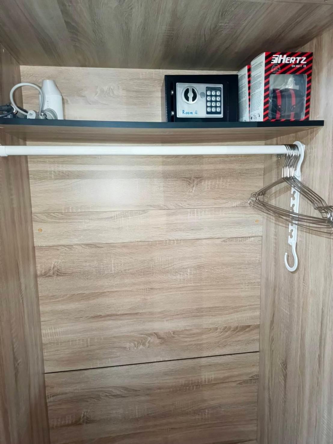 האד רין Medileaf Hostel מראה חיצוני תמונה